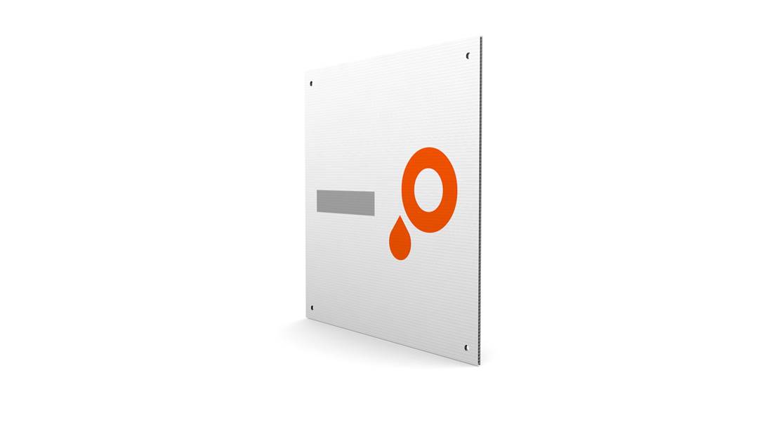 Corrugated plastic board