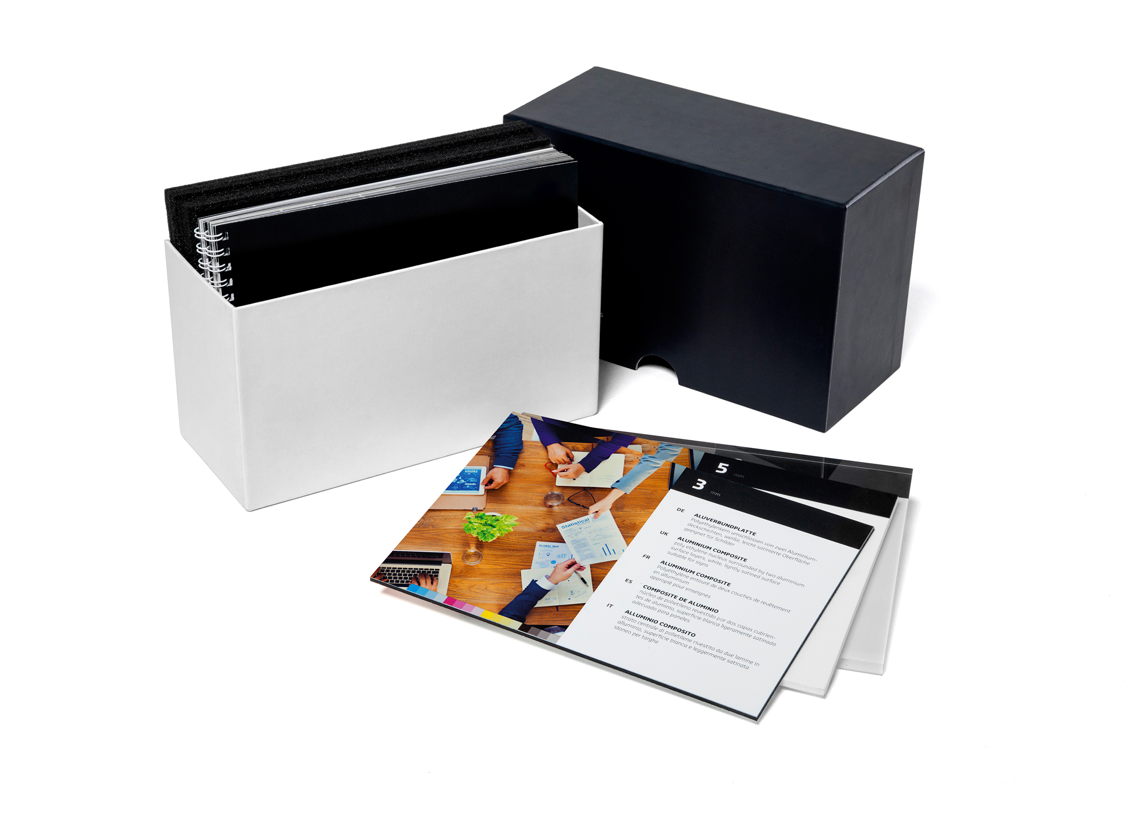 neutral sample box for resellers saxoprint